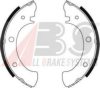 SUBAR 625301111 Brake Shoe Set